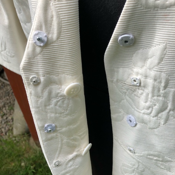 Albert Nipon Suit Size 16 - Picture 15 of 16